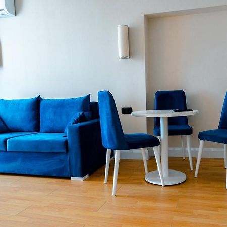 Orbi City - Aparthotel Near The Beach Batumi Esterno foto