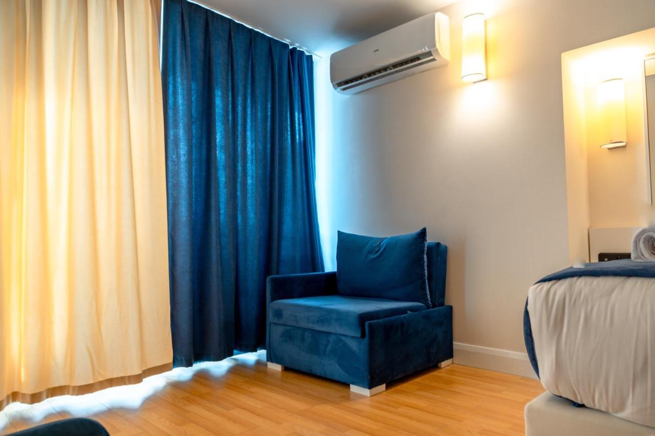 Orbi City - Aparthotel Near The Beach Batumi Esterno foto