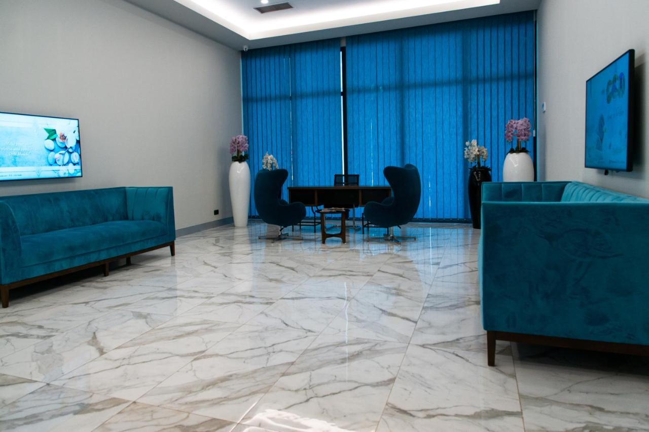 Orbi City - Aparthotel Near The Beach Batumi Esterno foto